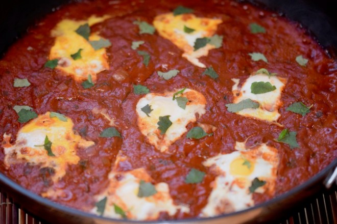 Rezepte: Hauptgerichte: Shakshuka mit Wachteleiern