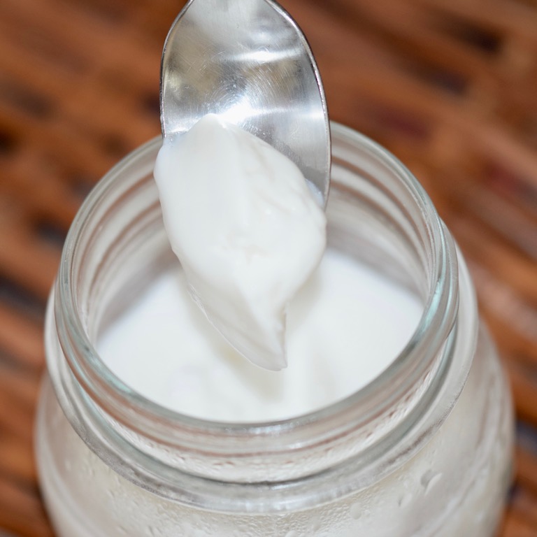 Rezepte: Sonstiges: Kokos-Joghurt - vegan auf einem Löffel