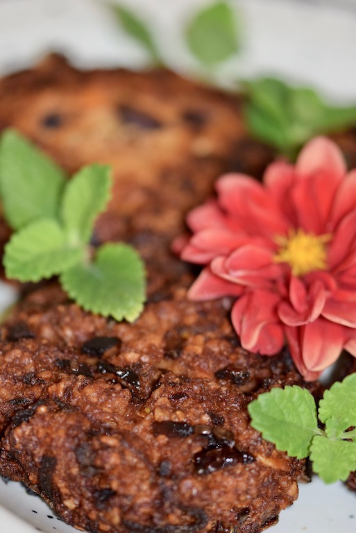 Rezepte: Hauptgerichte:Knusprige Burger-Bratlinge - Hochkant