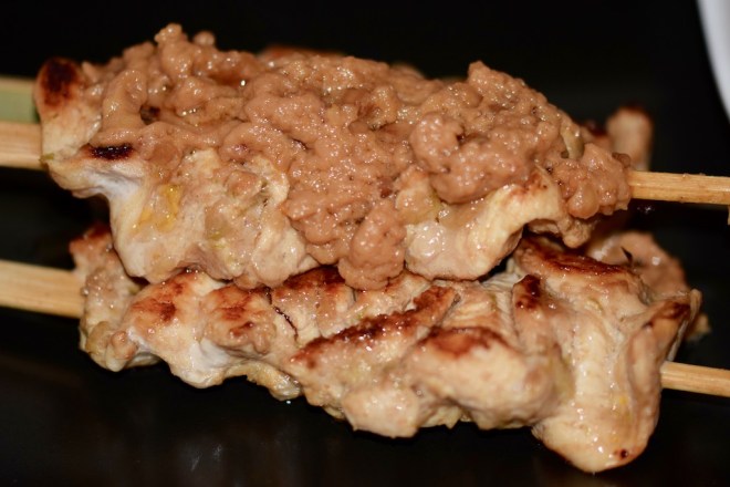 Rezepte: Kleinigkeiten: Saté-Spieße -Nahaufnahme