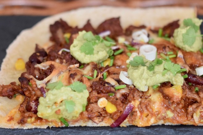 Rezepte: Hauptgerichte: Pizza Messicana - ein Stück