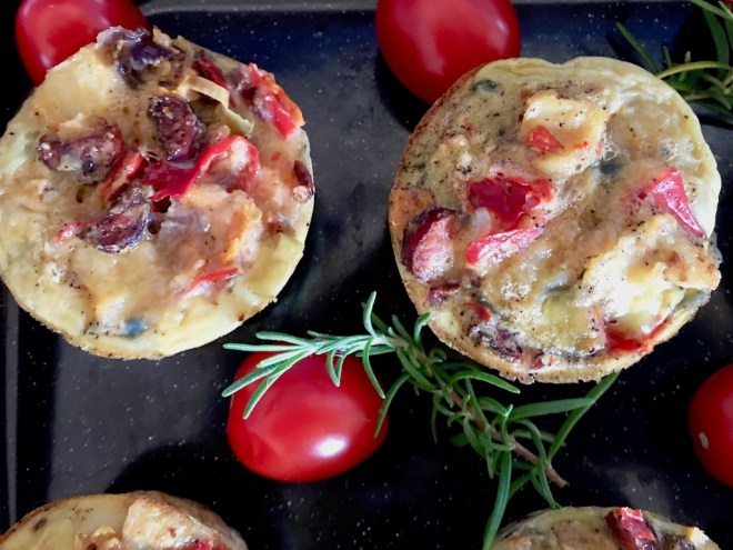 spanischetortilla - tortilla - tortillaespanola - tortilladepatatas - chorizo - gemüse - backofen -süßkartoffeln - ohnemilchprodukte - spanischesomelett - tapas - rezepte