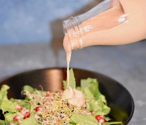 cremiges Tahina-Erdnuss-Dressing - Koriander - vegan - glutenfrei - orientalisch - asiatisch - Salat - schnell und einfach -rezept - levantinische Küche