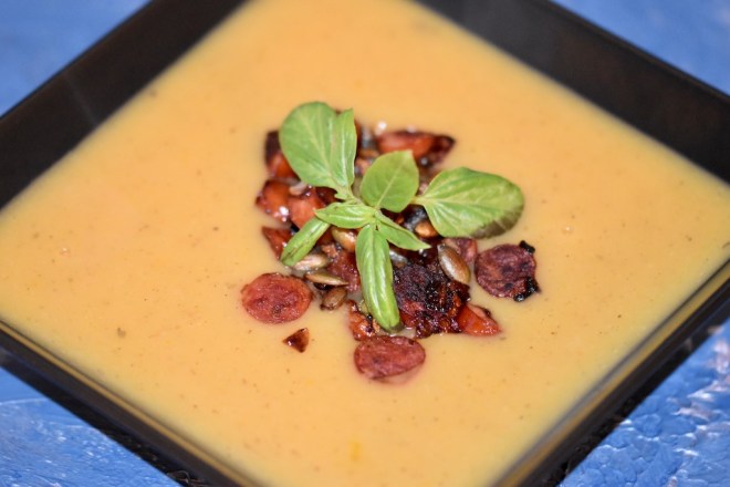 Kartoffelsuppe - klassisch - Kabanossi - Oma - einfach - milchfrei - glutenfrei - Rezept - schnelle - mit veganer Variante - beste - Comfortfood - Suppe