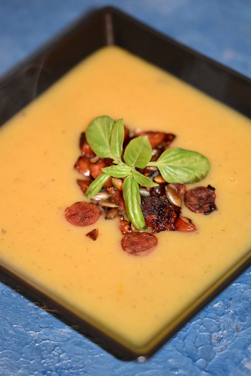 Kartoffelsuppe - klassisch - Kabanossi - Oma - einfach - milchfrei - glutenfrei - Rezept - schnelle - mit veganer Variante - beste - Comfortfood - Suppe