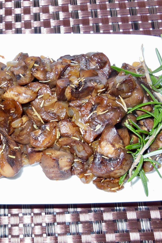 Pilze - Honig-Pilze - Rosmarin - Paul - Rezept - Herbst - Wildsaison - Honig - vegetarisch - Beilage - schnell - einfach
