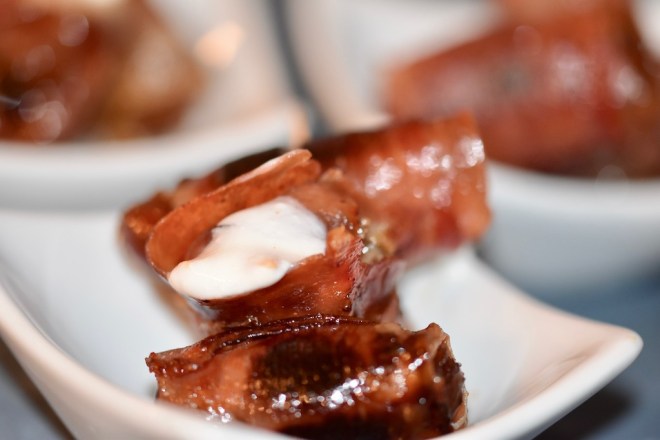 gefüllte Datteln im Schinkenmantel - Pfanne - spanisch - Datteln im Speckmantel mal anders - Rezept - Tapas - grillen - Backofen - milchfrei - glutenfrei