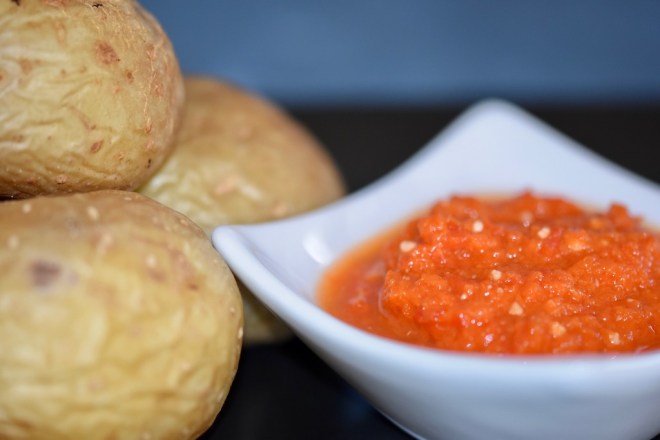 Kanarische Runzelkartoffeln mit Mojo&nbsp;Rojo