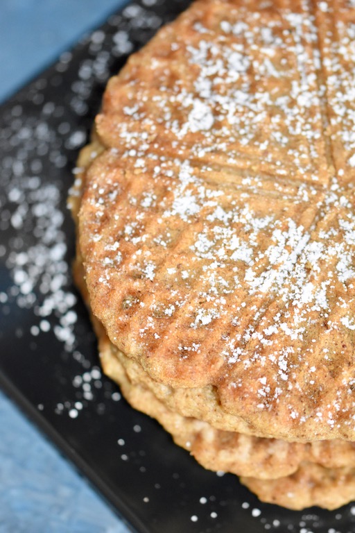 Lebkuchenwaffeln - Waffeln - Rezept - vegan - glutenfrei - ohne Ei - backen - ohne Butter - einfach - Rezept für Waffeln im Waffeleisen - Weihnachten - ohne Zucker - zuckerfrei - schnell - Grundrezept