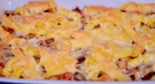 Nudelgratin - Nudelauflauf - Hackfleisch - Gemüse - Rezept - einfach - Gratin - Pasta - glutenfrei - milchfrei - Nudeln