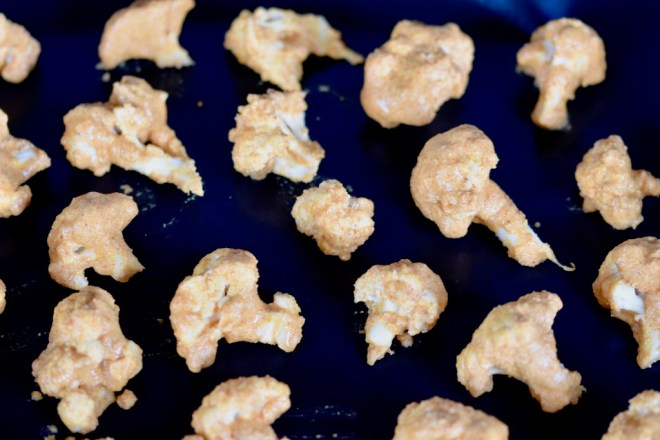 Blumenkohl-Wings - vegane Chicken Wings - Barbecue-Blumenkohl-Wings - vegan - glutenfrei - Rezept - gebacken - Ofen - knusprig - gebackener Blumenkohl - Blumenkohl Snack - einfach