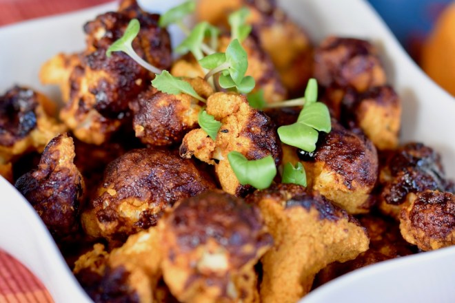 Blumenkohl-Wings - vegane Chicken Wings - Barbecue-Blumenkohl-Wings - vegan - glutenfrei - Rezept - gebacken - Ofen - knusprig - gebackener Blumenkohl - Blumenkohl Snack - einfach