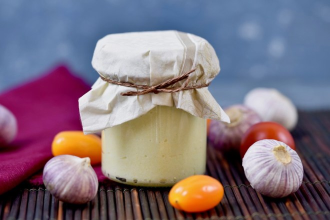 Knoblauchpaste mit Olivenöl selber&nbsp;machen