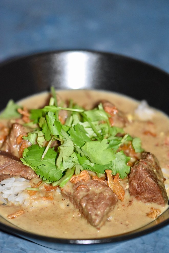 indonesisches Gulasch - Rendang Daging Sapi - Slowcooker - Ofen - Rendang - Beef Rendang - Rezept - einfach - Rindergulasch - Rendang Curry -Gulasch - glutenfrei - milchfrei