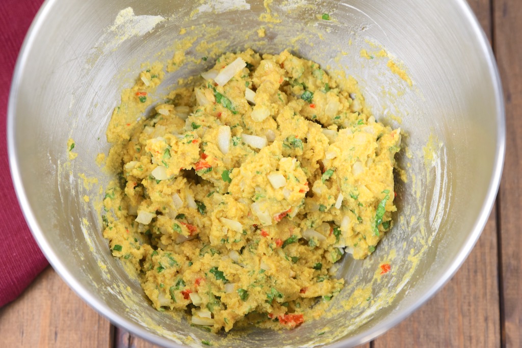 indisches Tomaten-Curry mit Kichererbsenbällchen - indisches Tomaten-Curry - indisches Curry - Kichererbsenbällchen - Sauce - Rezept - vegan - glutenfrei - einfach - Curry - Kichererbsen - gesund - Tomaten-Curry