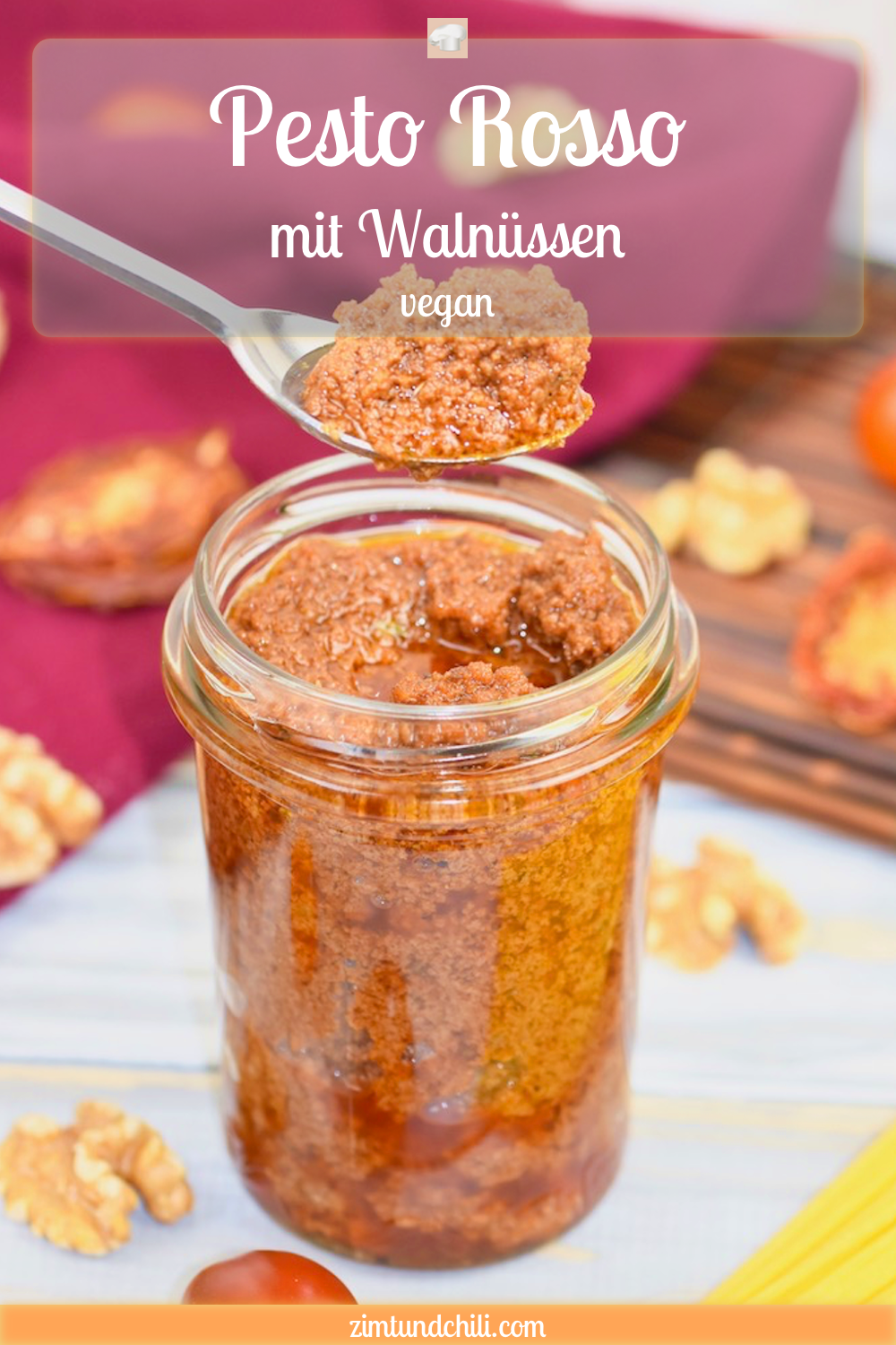 Pesto Rosso mit Walnüssen - Pesto Rosso - Pesto - selber machen - vegan - glutenfrei - Rezept - italienisch - Walnüsse - getrocknete Tomaten - Pasta - Nudeln - Spaghetti - Pesto alla Sicilana - Pesto alla Trapanese