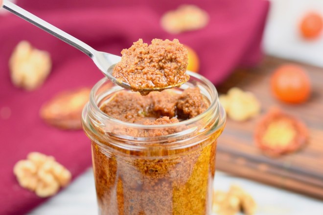 Pesto Rosso mit&nbsp;Walnüssen