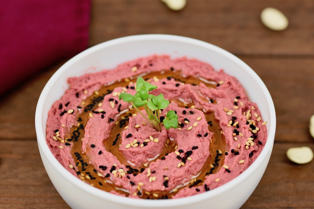 Rote Beete Hummus aus weißen Bohnen - Hummus - Rote Beete Hummus - ohne Kichererbsen - Rezept - einfach - schnell - Dip - Aufstrich - gesund - Rote Beete - vegan - glutenfrei - Bohnen