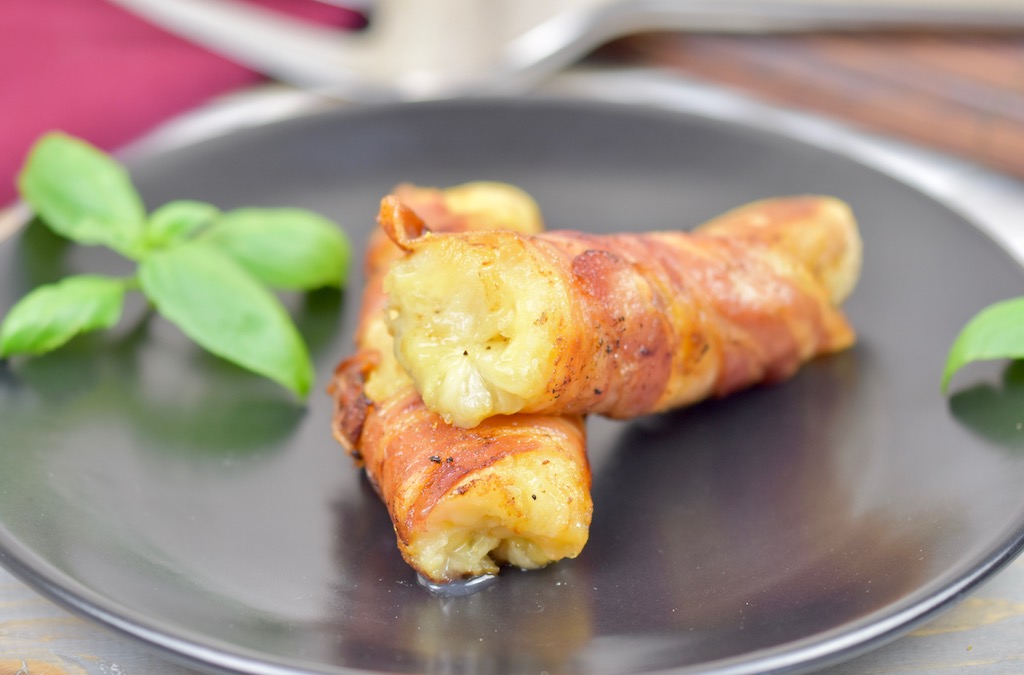 gegrillte Curry-Banane im Baconmantel - herzhaft - grillen - BBQ - Rezept - Bananen -Bacon - essen - Barbecue - Snack - gegrillte Banane im Speckmantel - glutenfrei - milchfrei -einfach - schnell