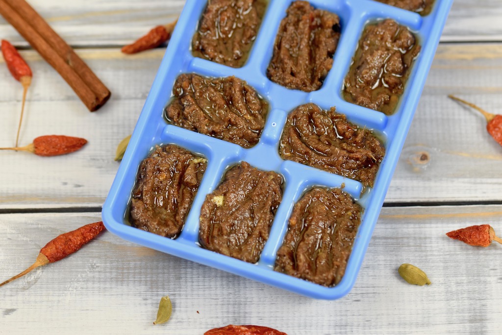 Massaman-Currypaste - vegan - Rezept - vegetarisch - glutenfrei - Clean Eating - thailändisch - thailändische Currypaste - thailändische Küche - einfach - mittelscharf - Massaman Curry - Currypaste - Prik Gäng Massaman