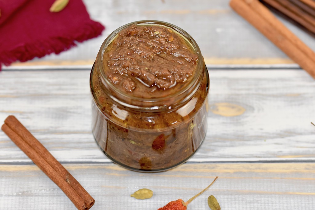 Massaman-Currypaste - vegan - Rezept - vegetarisch - glutenfrei - Clean Eating - thailändisch - thailändische Currypaste - thailändische Küche - einfach - mittelscharf - Massaman Curry - Currypaste - Prik Gäng Massaman
