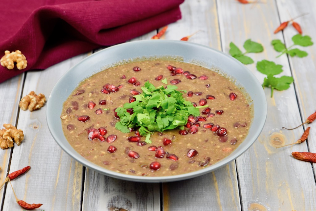 georgische Küche - Georgien - Supra - Georgien kulinarisch - Khinkali - Khatchapuri - georgisches Essen - essen und trinken - Gerichte - Speisen - georgische Spezialitäten - reisen in Georgien - Infos - Überblick - Foodie - Urlaub