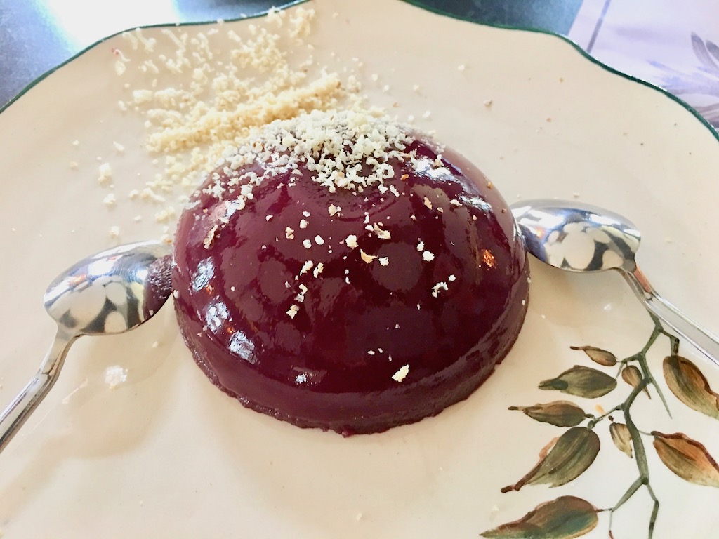 georgische Küche - Georgien - Supra - Georgien kulinarisch - Khinkali - Khatchapuri - georgisches Essen - essen und trinken - Gerichte - Speisen - georgische Spezialitäten - reisen in Georgien - Infos - Überblick - Foodie - Urlaub