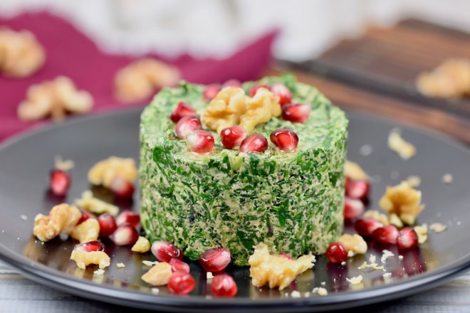 Pkhali mit Spinat - Pkhali - Spinat - Rezept - georgisch - Dip - Brotaufstrich - vegetarisch - vegan - glutenfrei - Walnüsse - Vorspeise