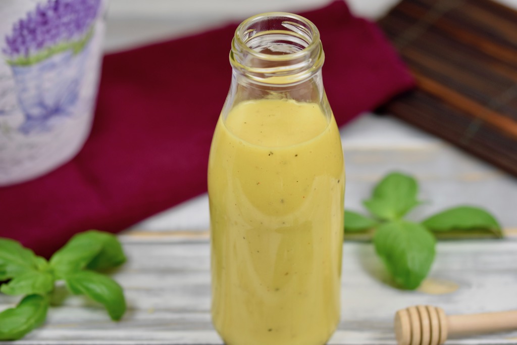 Honig-Senf-Dressing - Rezept - Dressing - Salatdressing - Salatsauce - schnell - einfach - ohne Essig - Salat - vegane Variante ohne Honig - Honig -Senf