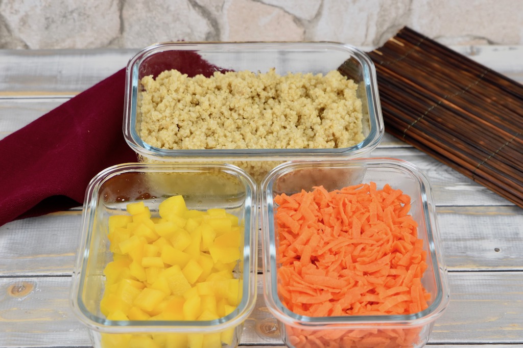 Quinoa-Bowl mit asiatischem Dressing - Quinoa-Bowl - Bowl - Quinoa - Dressing - asiatisch - Buddha-Bowl - Salat - Rezept - glutenfrei - vegan - gesund - einfach - Meal Prep - schnell