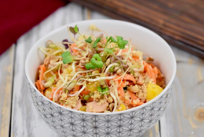 Quinoa-Bowl mit asiatischem&nbsp;Dressing