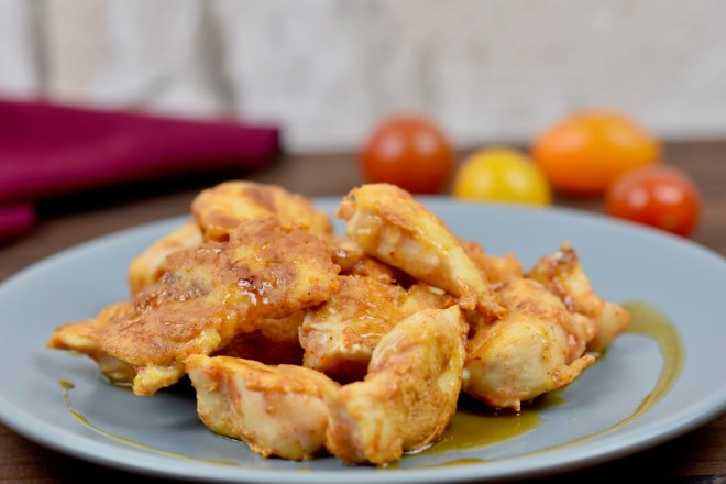 knusprige Hähnchen-Tapas mit Honig-Senf-Sauce - Hähnchen-Tapas - Tapas - Geflügel - warme Tapas - Rezept - glutenfrei - spanische Tapas - einfach - schnell - Huhn - Snacks - Party