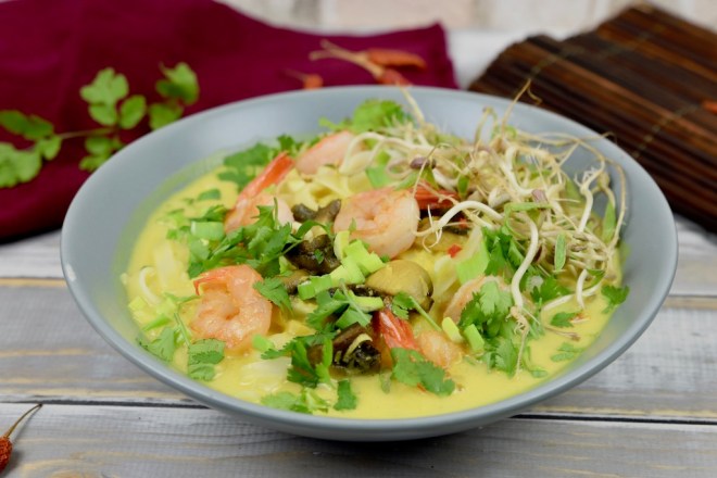 Laksa mit Garnelen - Laksa - Garnelen - malaysische Küche - Suppe - Rezept - einfach - vegane Variante - glutenfrei - Nudelsuppe - Singapur - Laksa Lemak - asiatisch