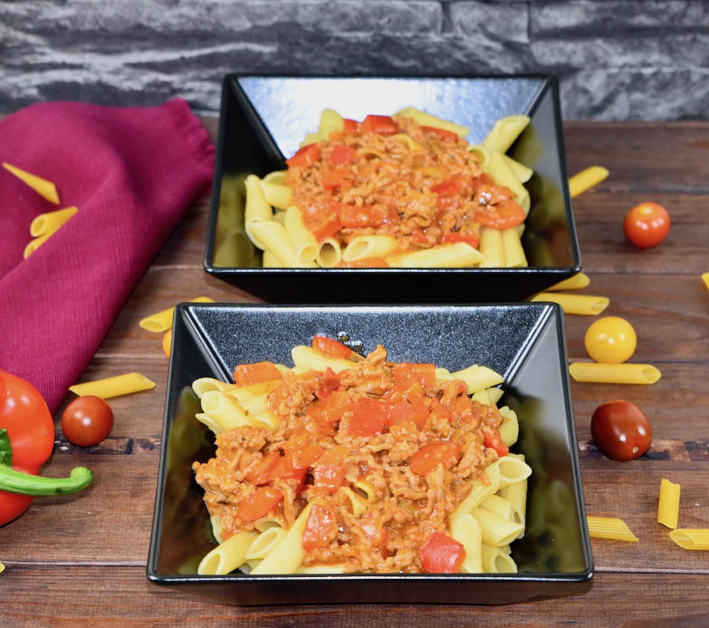 Paprika-Hackfleisch-Pfanne mit Nudeln - Rezept - glutenfrei - schnell - einfach - milchfrei - Pfannengericht - Hackfleisch - Nudeln - Paprika - Clean Eating - Abendessen