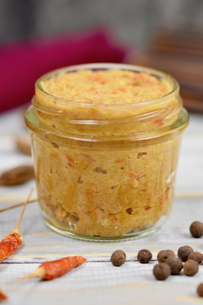 rote Thai Currypaste - Currypaste - Thai Curry - rote Currypaste - Rezept - selber machen - vegan - glutenfrei - Clean Eating - einfach - asiatisch - thailändisch