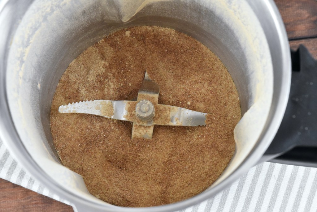 Paniermehl aus Knäckebrot