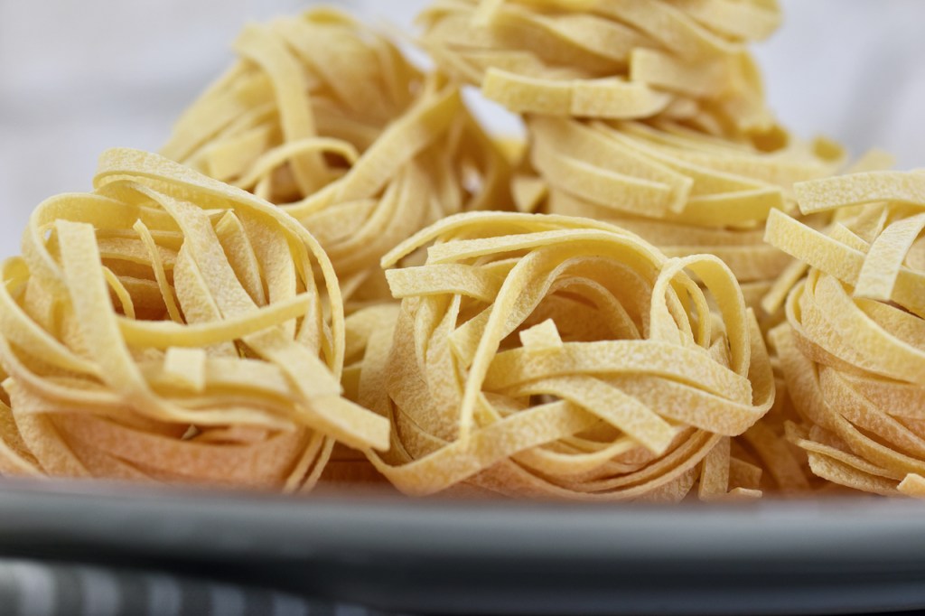 Tagliatelle getrocknet als Nester