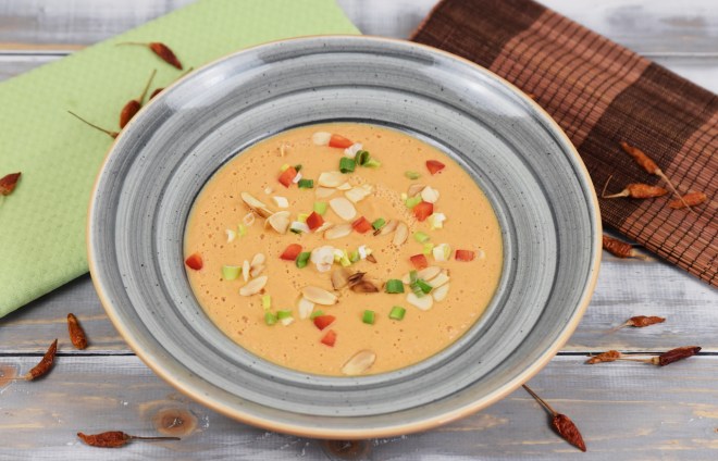 Tomatencremesuppe – veganes Rezept mit frischen&nbsp;Tomaten
