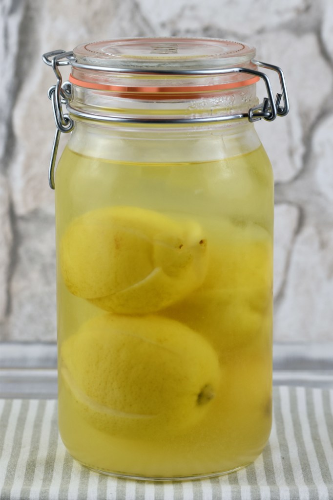 Salzzitronen im Einmachglas - wilde Fermentation