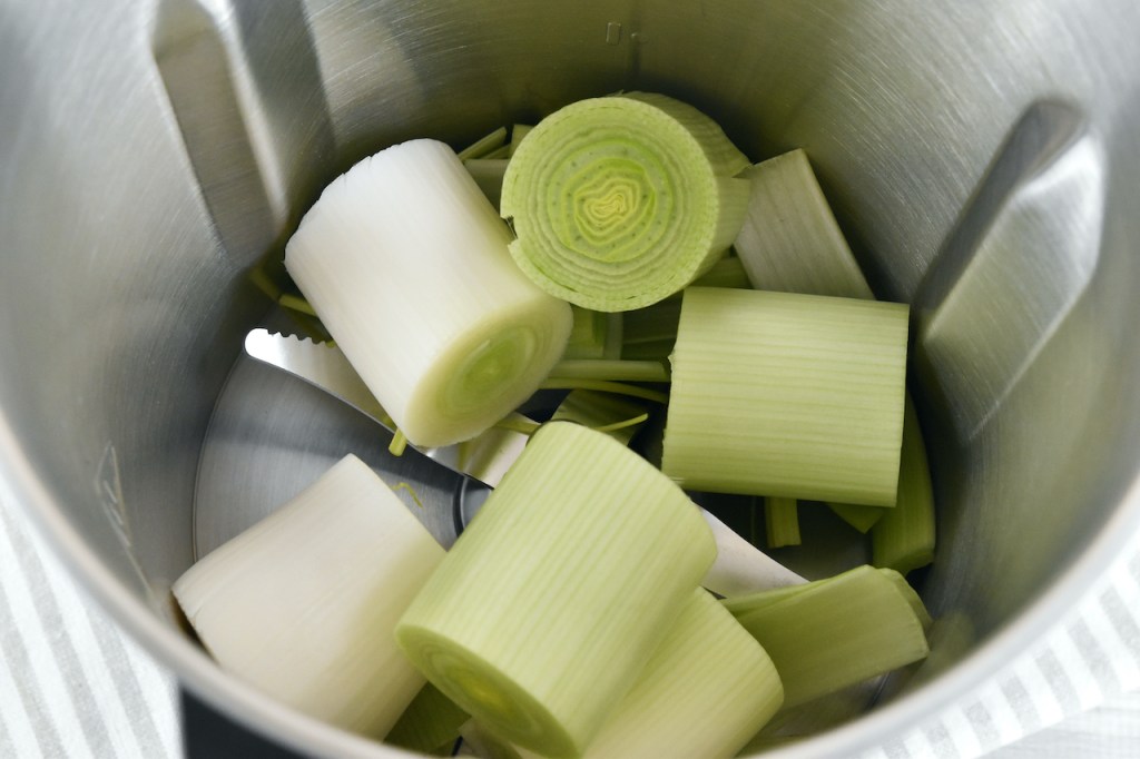 Lauch in Stücke geschnitten