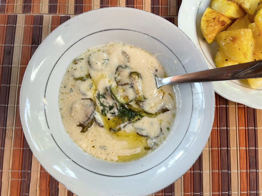 Essen und Trinken in Albanien - Tarator