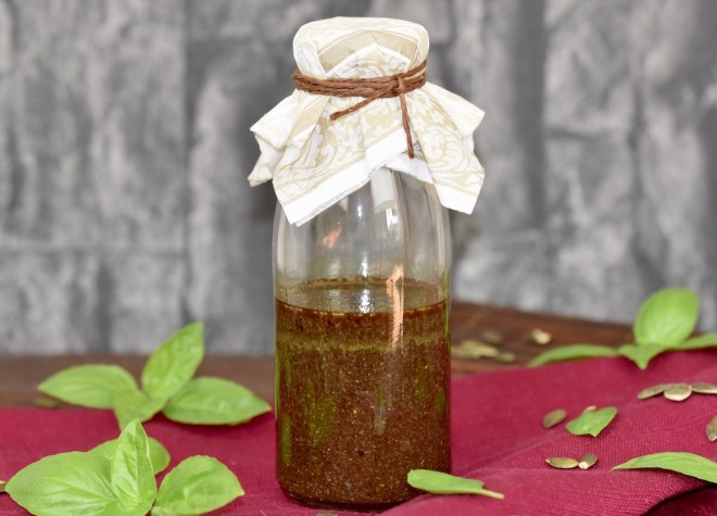 Nussiges Dressing mit Kürbiskernöl – ein 3 Minuten&nbsp;Rezept