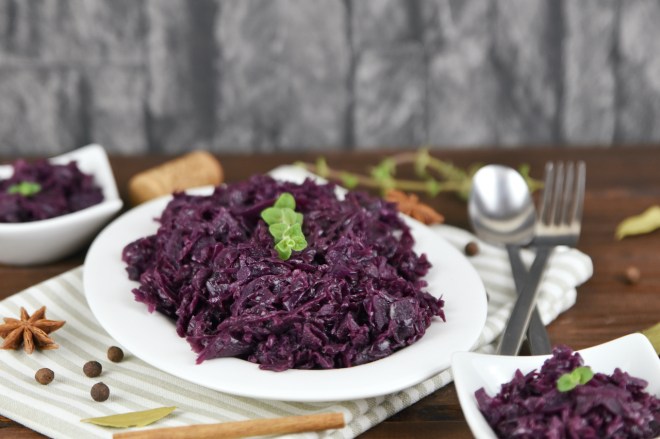 Klassischer Rotkohl mit Apfel – vegan – Zimt &&nbsp;Chili