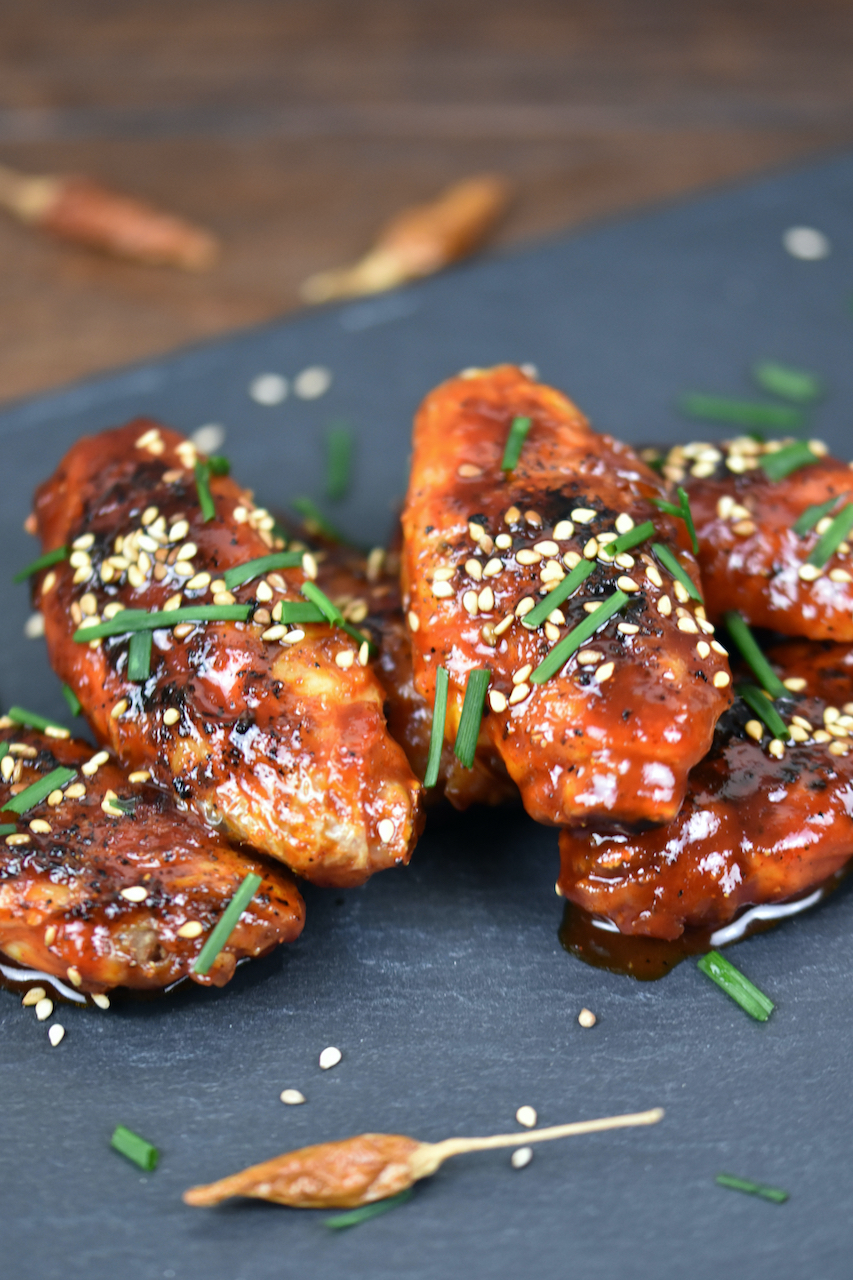 Koreanische Chicken Wings – knusprig, scharf, lecker | Zimt &amp; Chili