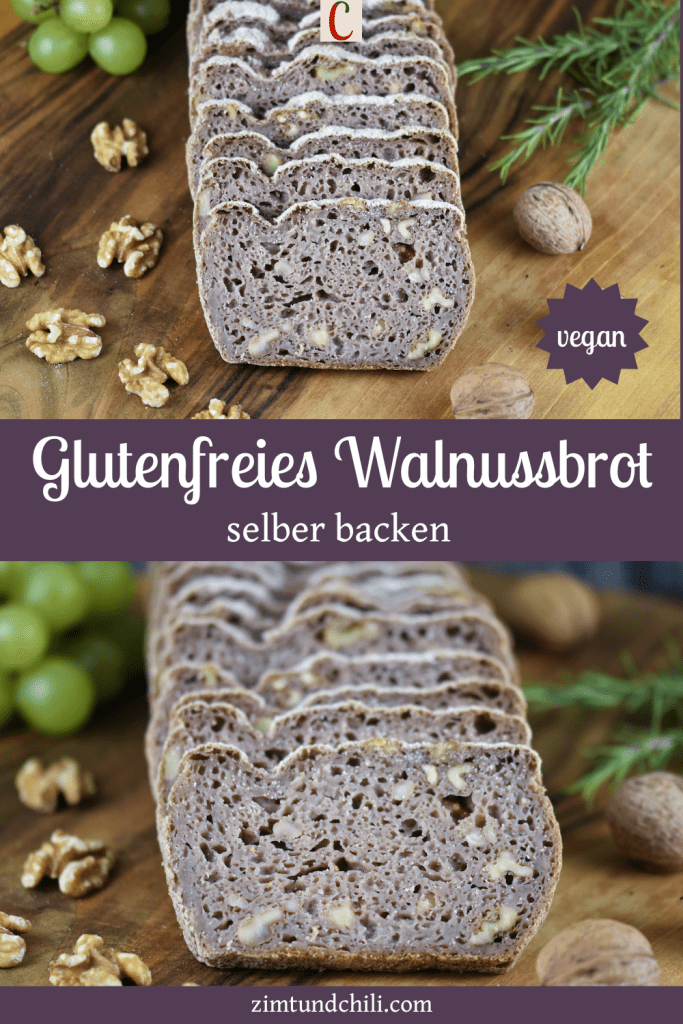 Glutenfreies Walnussbrot aufgeschnitten auf Holzbrett. Hintergrund dunkel. Beschrifteter Pin mit 2 Fotos.