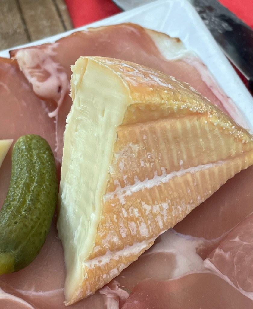 Spezialitäten im Elsass - Münsterkäse